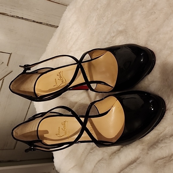 Christian Louboutin heels - Picture 5 of 13